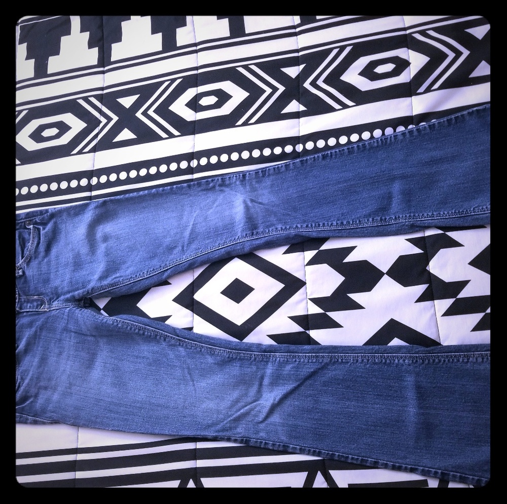 Hollister jeans, size 1
